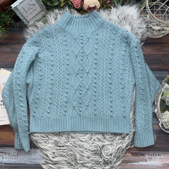 NWT Fate: Just A Thought Pearl Sky Blue Embellished Cable Knit Chunky Sweater - Picture 4 of 12